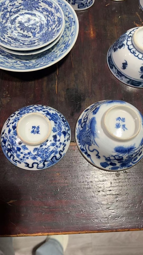 古玩陶瓷青花蓋碗真品鑒賞圖