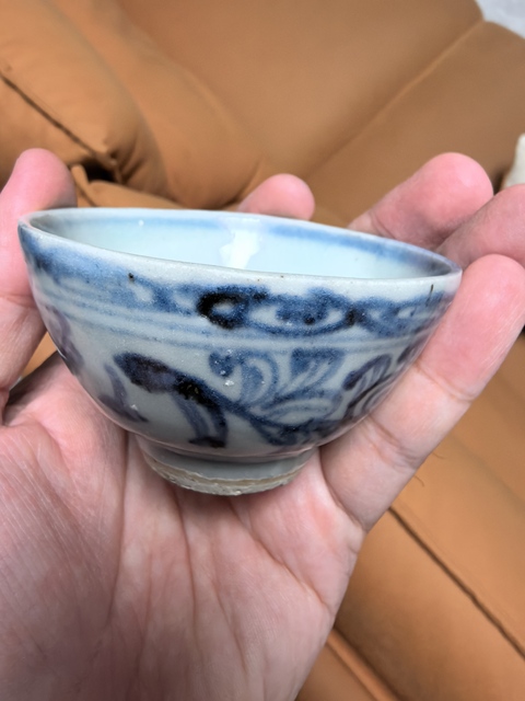古玩陶瓷明中早青花纏枝花卉紋茶圓拍賣，當(dāng)前價(jià)格5980元