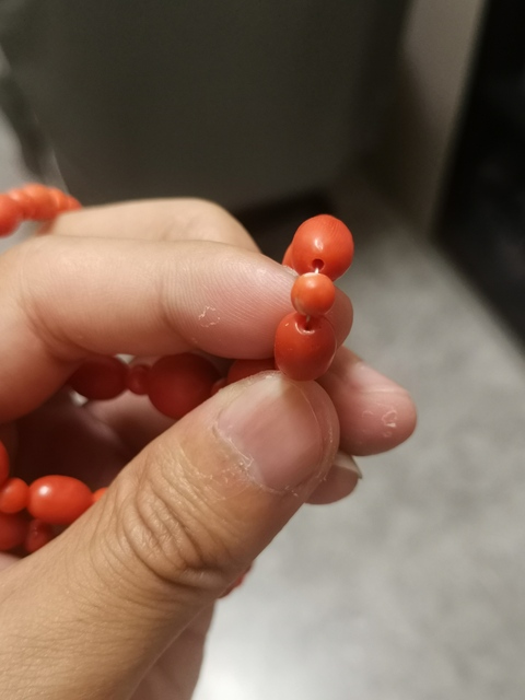 古玩玉器天然珊瑚串真品鑒賞圖