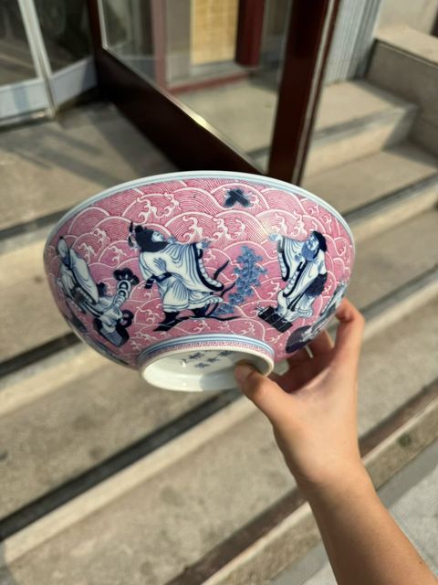 古玩陶瓷青花胭脂紅八仙人物碗真品鑒賞圖