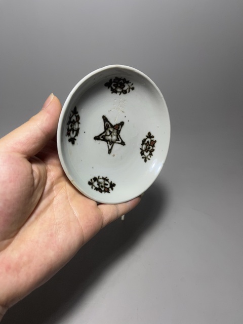 古玩陶瓷青花鐵銹花卉紋高足盤拍賣，當前價格400元