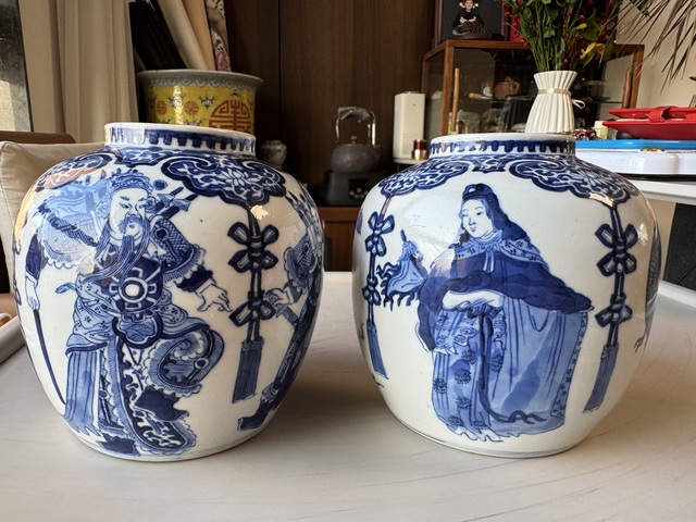 古玩陶瓷青花人物故事紋罐真品鑒賞圖