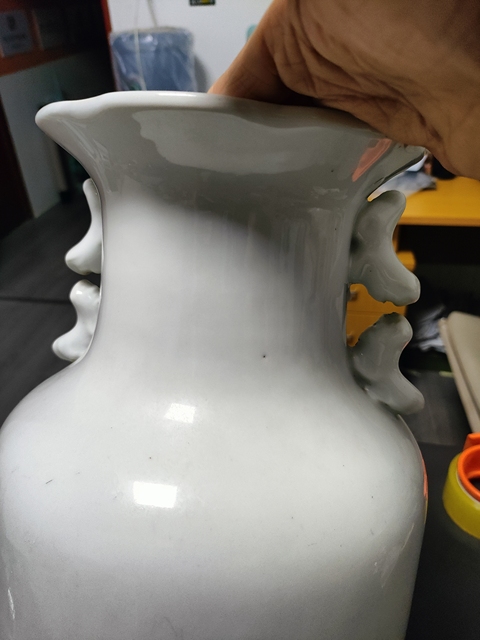 古玩陶瓷瓶真品鑒賞圖