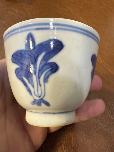 古玩陶瓷萊菔紋青花杯真品鑒賞圖