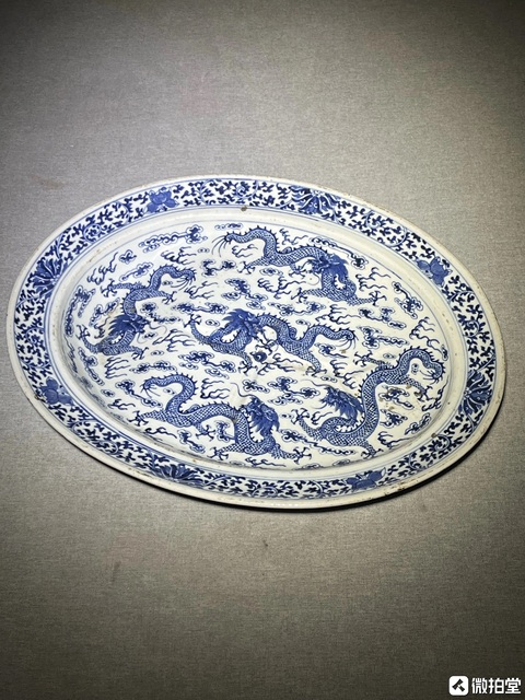 古玩陶瓷青花云龍紋折沿盤真品鑒賞圖