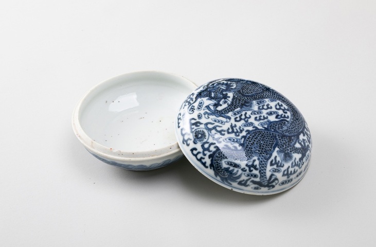 古玩陶瓷青花云龍紋印色盒真品鑒賞圖