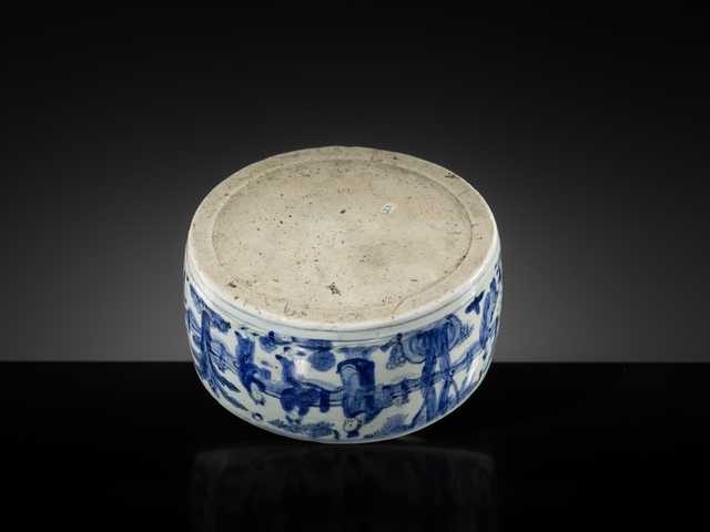 古玩陶瓷青花人物故事紋花插真品鑒賞圖