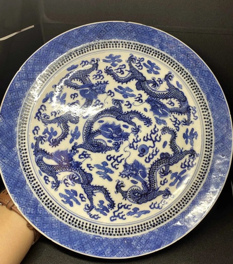 古玩陶瓷清中晚期 青花五龍盤真品鑒賞圖
