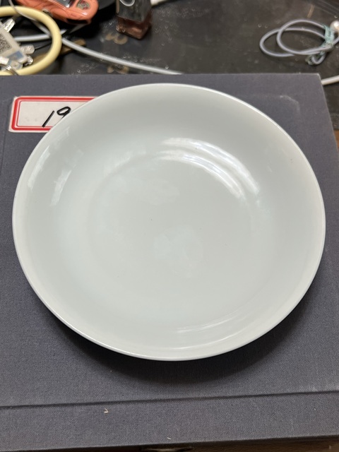 古玩陶瓷清早期藍釉盤真品鑒賞圖