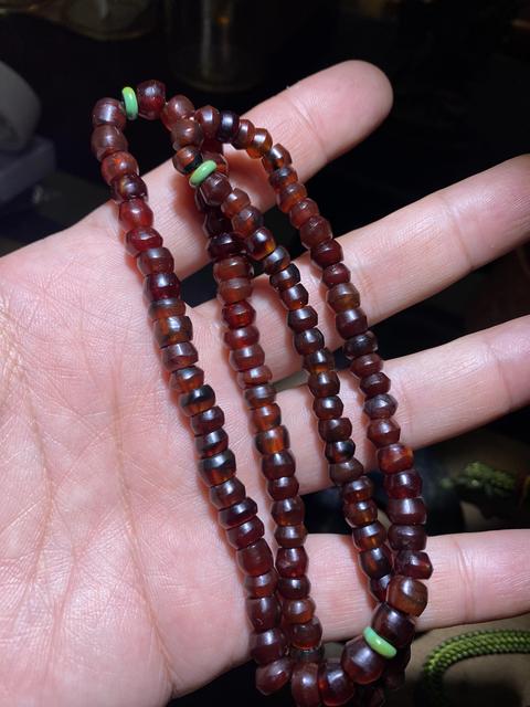 古玩玉器紅瑪瑙珠串真品鑒賞圖
