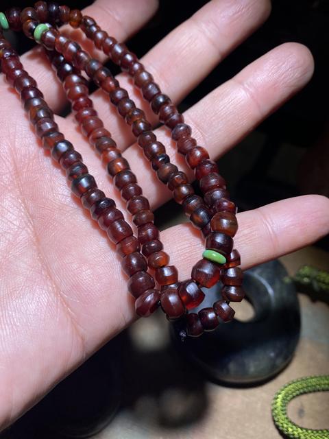 古玩玉器紅瑪瑙珠串真品鑒賞圖