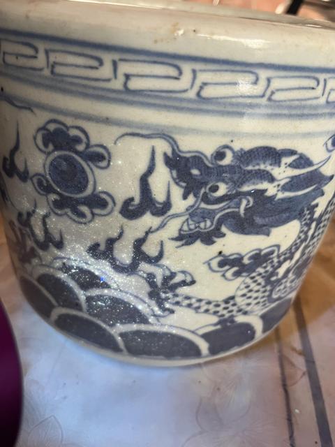 古玩陶瓷清中晚期青花龍紋香爐真品鑒賞圖