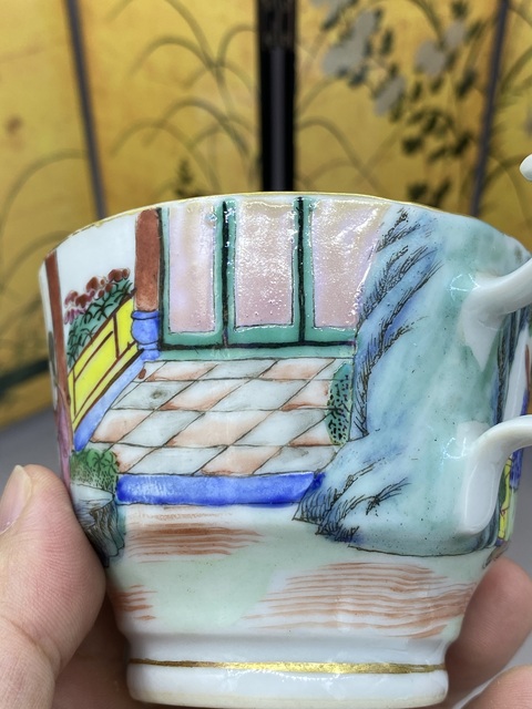 古玩陶瓷粉彩人物故事紋茶杯真品鑒賞圖