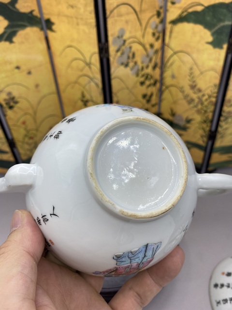 古玩陶瓷清道光 粉彩無(wú)雙譜人物參壺拍賣(mài)，當(dāng)前價(jià)格27777元