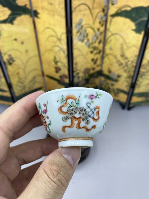 古玩陶瓷清同治時期 粉彩八寶紋仰鐘杯拍賣,當前價格2277元