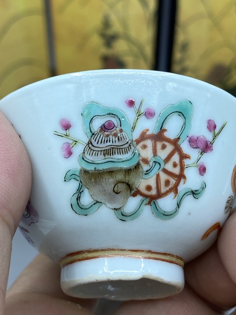 古玩陶瓷清同治時期 粉彩八寶紋仰鐘杯拍賣,當前價格2277元