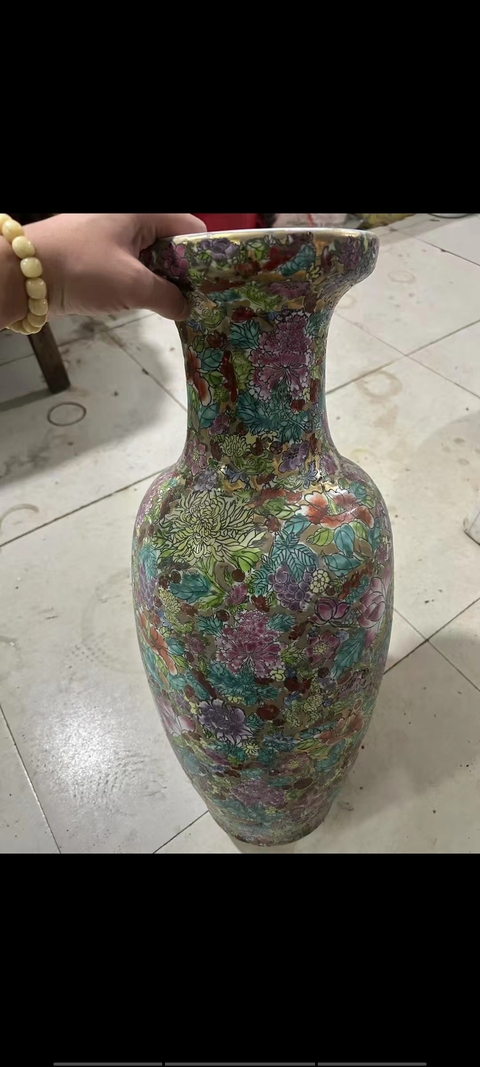 古玩陶瓷百花不落地粉彩瓶真品鑒賞圖