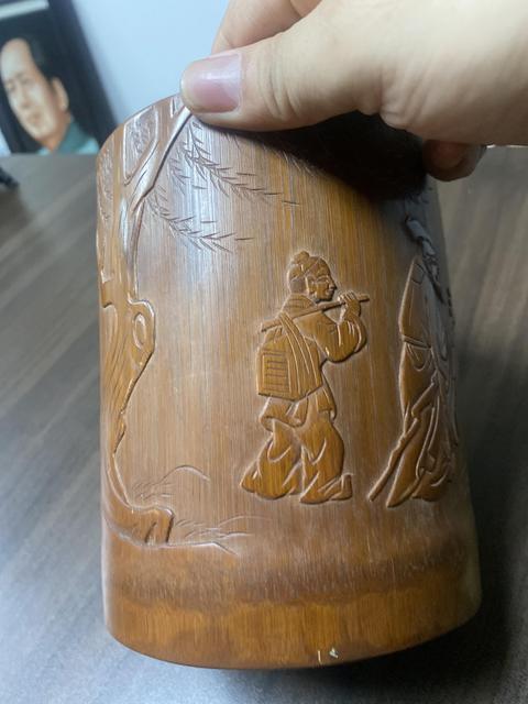 古玩雜項(xiàng)竹刻筆筒真品鑒賞圖