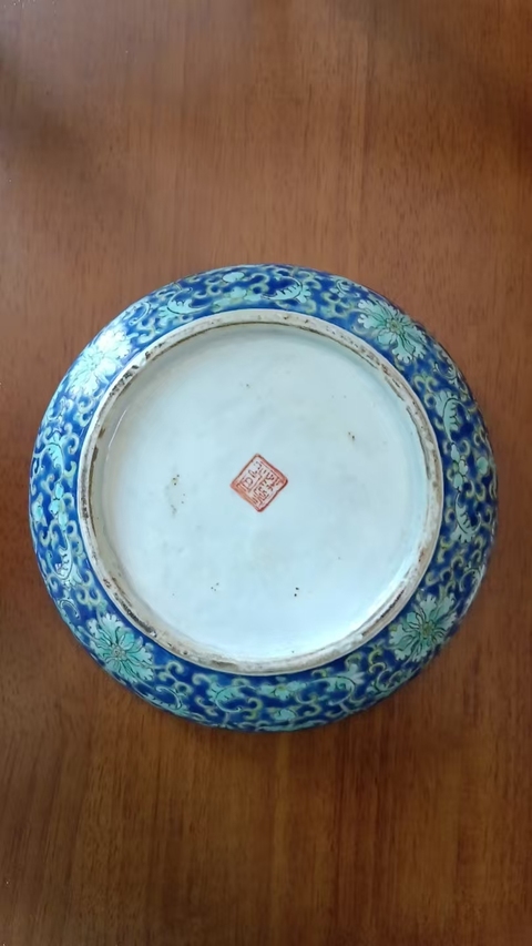 古玩陶瓷粉彩格盒真品鑒賞圖