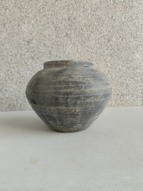 古玩陶瓷灰陶罐拍賣(mài),當(dāng)前價(jià)格450元