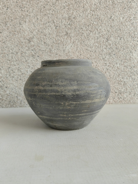 古玩陶瓷灰陶罐拍賣(mài),當(dāng)前價(jià)格450元
