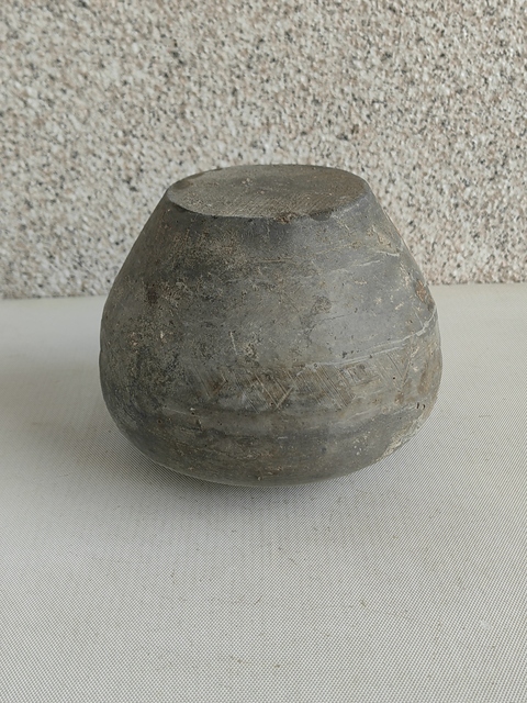 古玩陶瓷灰陶罐拍賣，當前價格450元