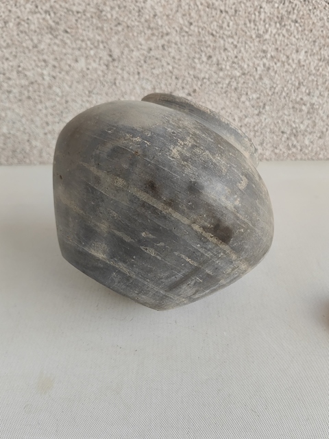 古玩陶瓷灰陶罐拍賣(mài),當(dāng)前價(jià)格450元