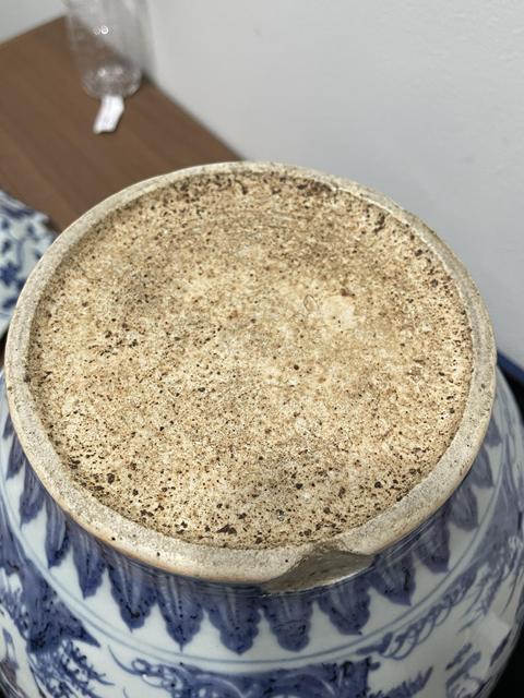古玩陶瓷人物紋青花罐真品鑒賞圖