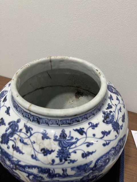 古玩陶瓷人物紋青花罐真品鑒賞圖