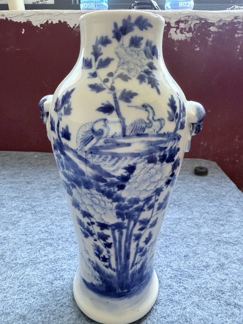 古玩陶瓷青花牡丹花鳥紋雙獸耳尊拍賣,當前價格4500元