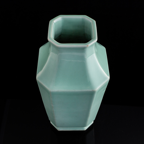古玩陶瓷青釉八方瓶真品鑒賞圖