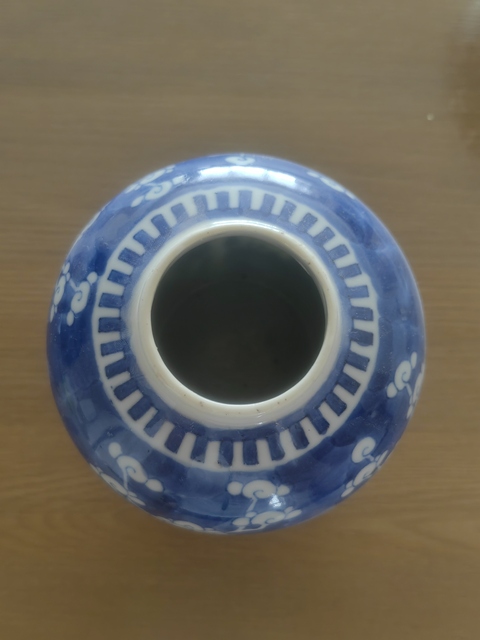 古玩陶瓷冰梅罐真品鑒賞圖