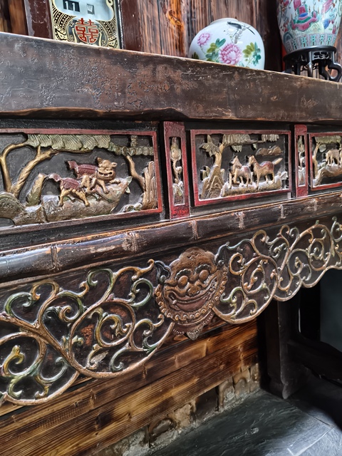 古玩雜項(xiàng)民國(guó)時(shí)期雕刻供案真品鑒賞圖