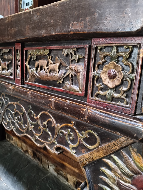 古玩雜項(xiàng)民國(guó)時(shí)期雕刻供案真品鑒賞圖
