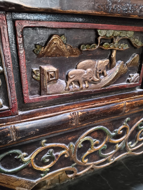 古玩雜項(xiàng)民國(guó)時(shí)期雕刻供案真品鑒賞圖