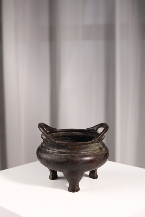 古玩銅器三足爐真品鑒賞圖