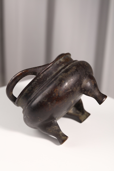 古玩銅器三足爐真品鑒賞圖