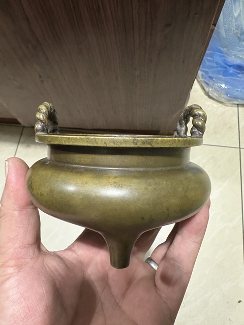 古玩銅器爐子拍賣，當前價格9800元