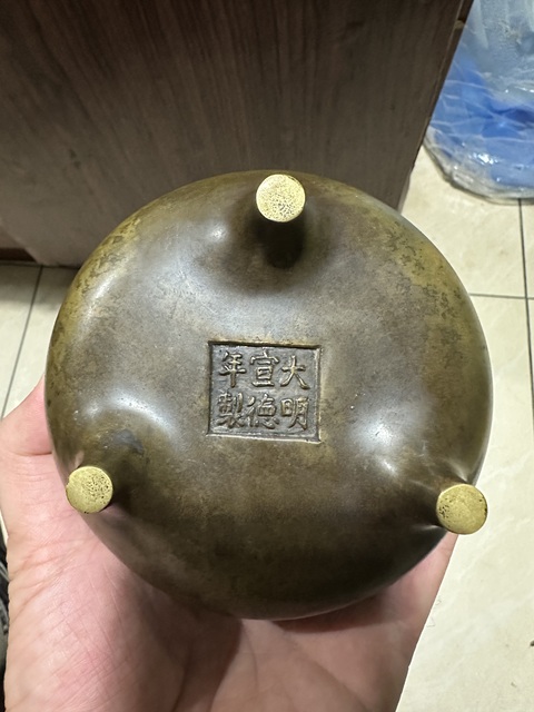 古玩銅器爐子拍賣，當前價格9800元