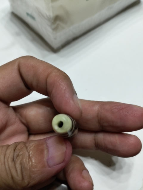 古玩玉器清代老料器天珠拍賣,當前價格999元