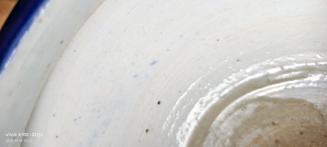 古玩陶瓷霽藍(lán)釉香爐真品鑒賞圖