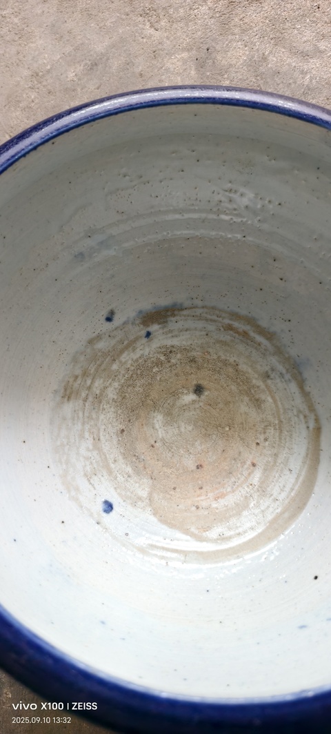 古玩陶瓷霽藍(lán)釉香爐真品鑒賞圖