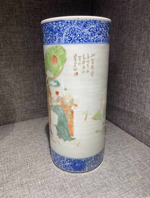 古玩陶瓷汪友棠風格 青花鎖口淺絳彩帽筒真品鑒賞圖