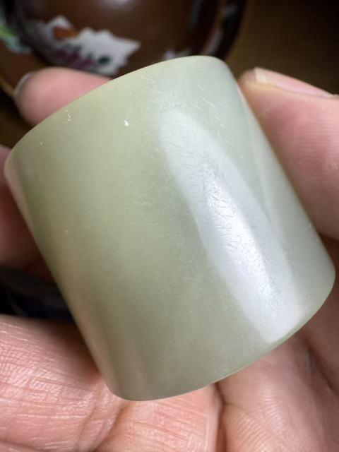 古玩玉器和田玉雕“素紋扳指”真品鑒賞圖