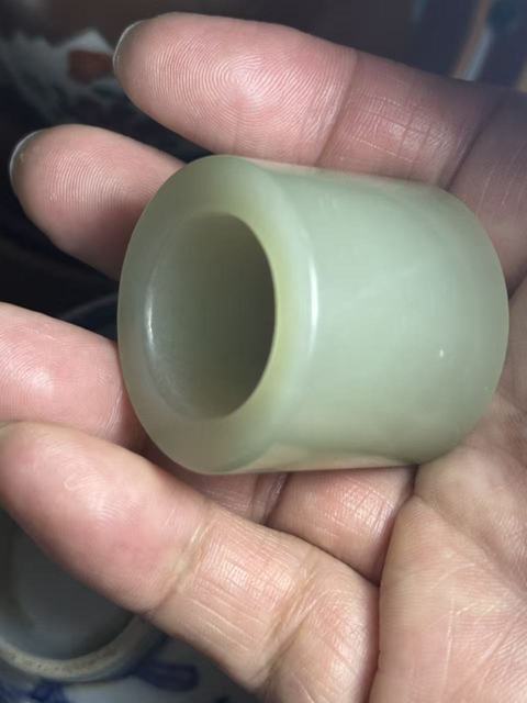 古玩玉器和田玉雕“素紋扳指”真品鑒賞圖
