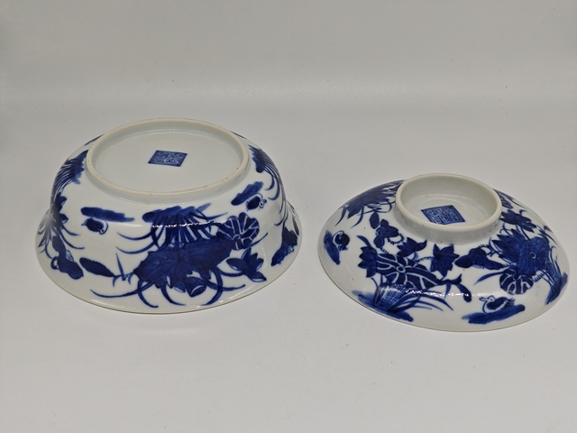 古玩陶瓷青花鴛鴦荷花紋蓋碗真品鑒賞圖