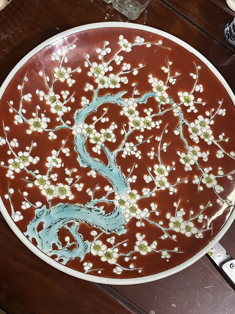 古玩陶瓷粉彩梅花紋盤真品鑒賞圖