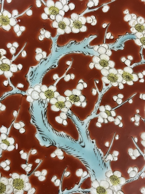 古玩陶瓷粉彩梅花紋盤真品鑒賞圖