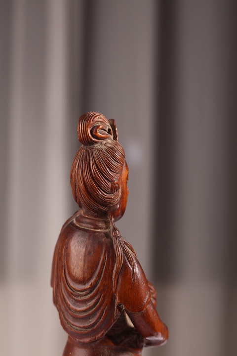 古玩雜項觀音木雕真品鑒賞圖