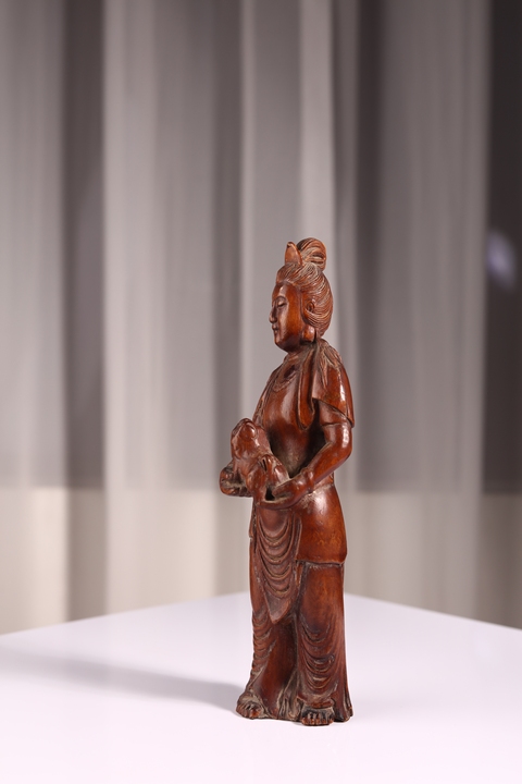 古玩雜項觀音木雕真品鑒賞圖